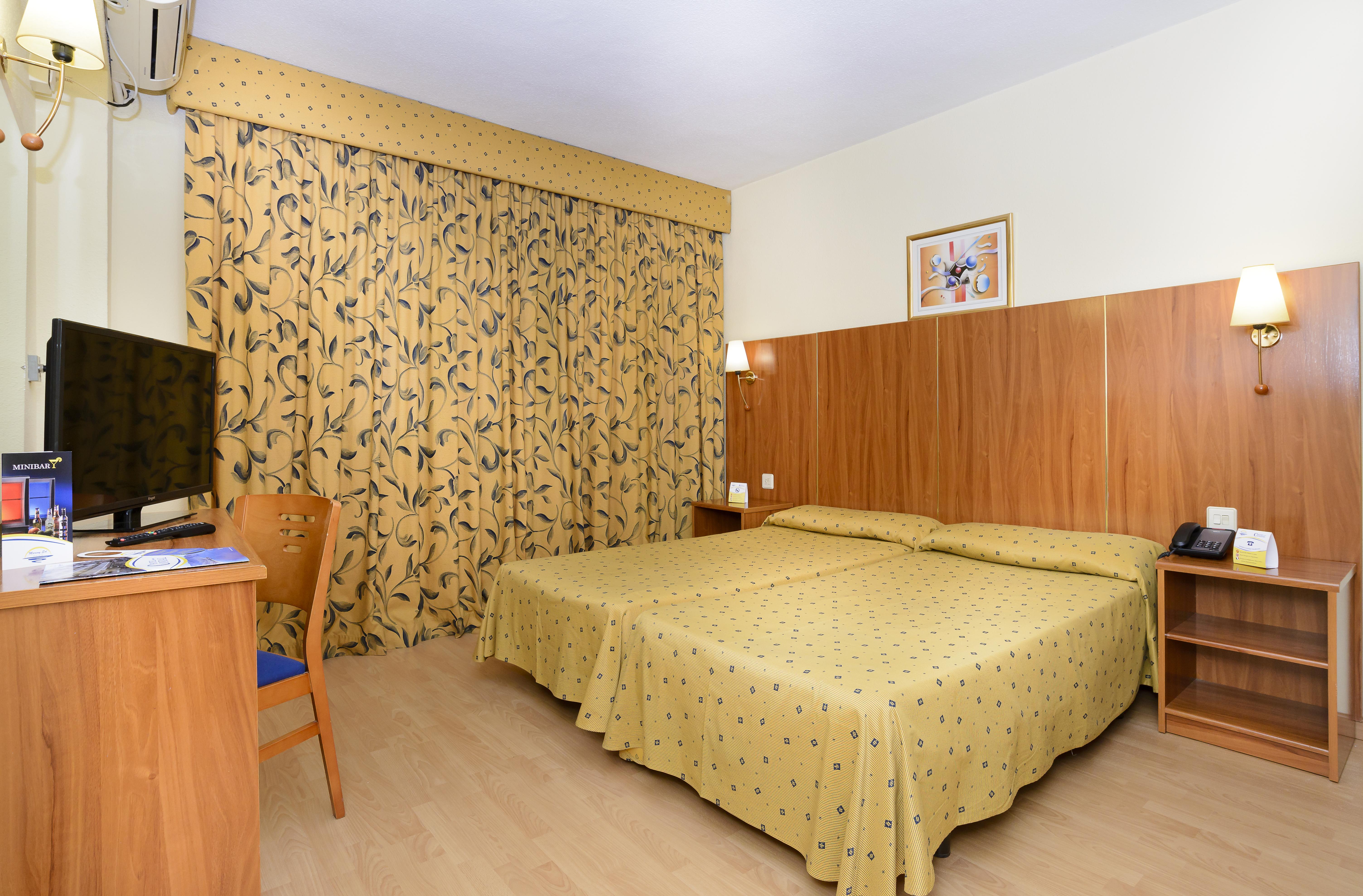 Hotel Mareny Бенідорм Екстер'єр фото