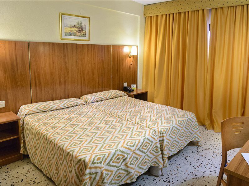 Hotel Mareny Бенідорм Екстер'єр фото